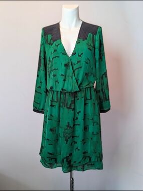 Emerald Green Long Sleeve Faux-Wrap Silk Black Accents For Barneys New York Sz S